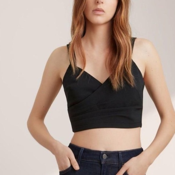 Aritzia Babaton⎜LINCOLN BRA TOP⎜BLACK - Picture 4 of 15